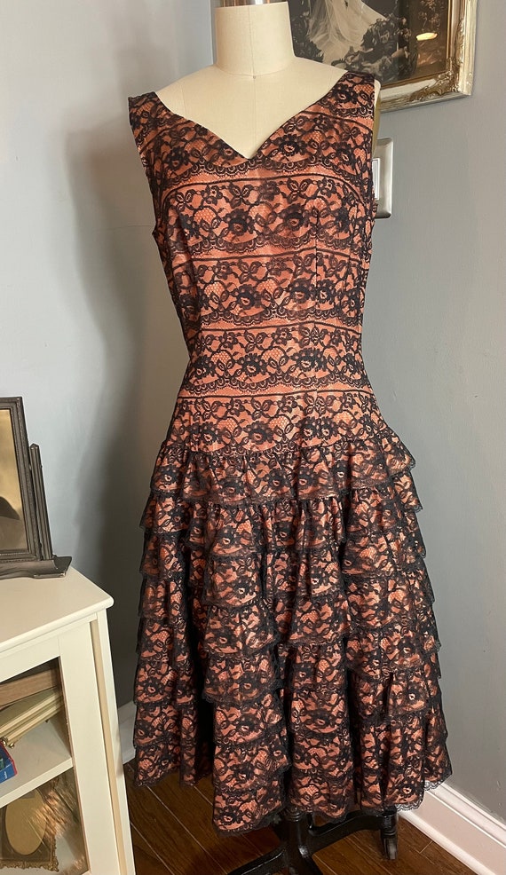 1950s Black Lace with Burnt Orange Underlay - image 7