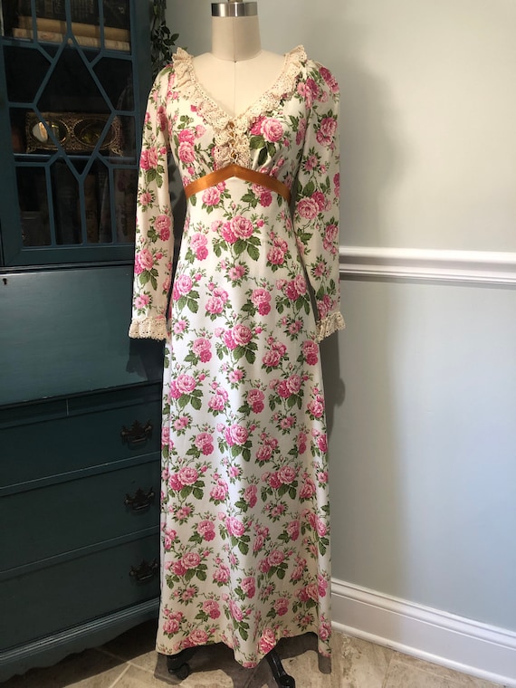 1970’s Boho Floral Maxi Dress