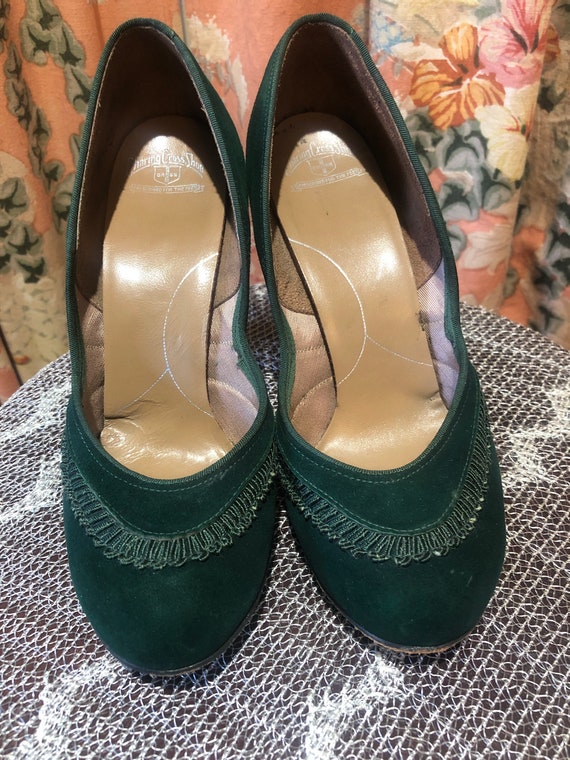 1940’s Slip On Cross Suede Shoe