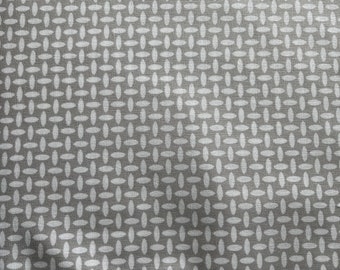 Waverly 100 % Cotton Grey quilt fabric- WV-PR MNBSKTWV Dove