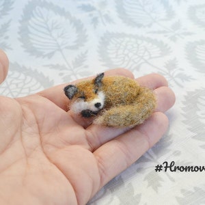 Fox tiny Needle felted Animal miniature OOAK Felt soft sculpture animals, Hand made eco friendly toy,  dollhouse sculpture fox