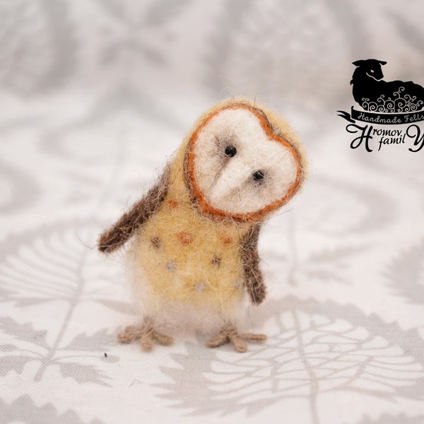 Owl miniature, Tiny needle wool felted, bird dollhouse miniature owl, owl lover gift, OOAK, Eco friendly mini sculpture, micro