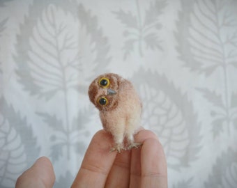 Owl felt miniature, dollhouse miniature bird, Funny Owlet, needle wool felted owl, owl lover gift, OOAK, owlet with bowed head minisculpture