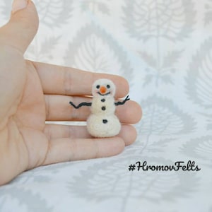 Snowman miniature, Needle felting tiny snowman, dolllhowse miniature, christmas decor