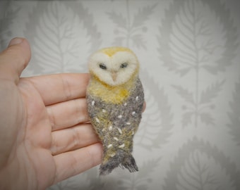 Needle Felted Owl Brooch, Handmade Bird Pin, Wool Embroidery