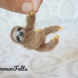 Needle felted sloth animal miniature, Tiny animals dolhouse miniature, woolen felted mini animals