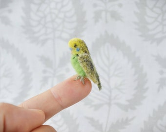 Parrot felted miniature, tiny felted green budgerigar,  needle felted bird miniature