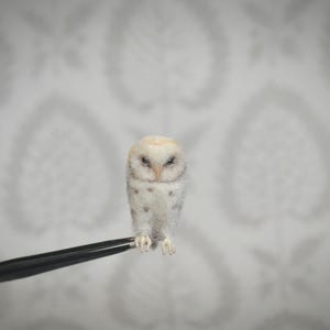 Owl needle Felted Miniature bird , OOAK Dollhouse miniature