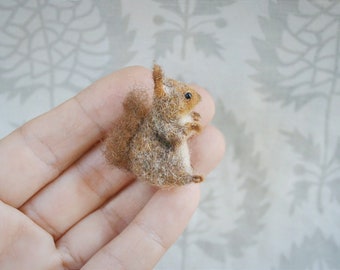 Squirrel miniature, Needle Felted squirrel dollhouse miniature,  OOAK  Toy for dollhouse