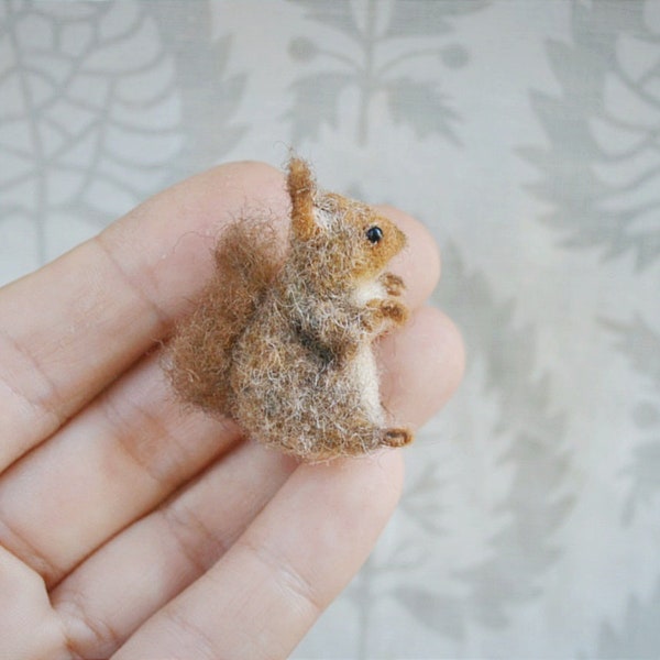 Squirrel miniature, Needle Felted squirrel dollhouse miniature,  OOAK  Toy for dollhouse