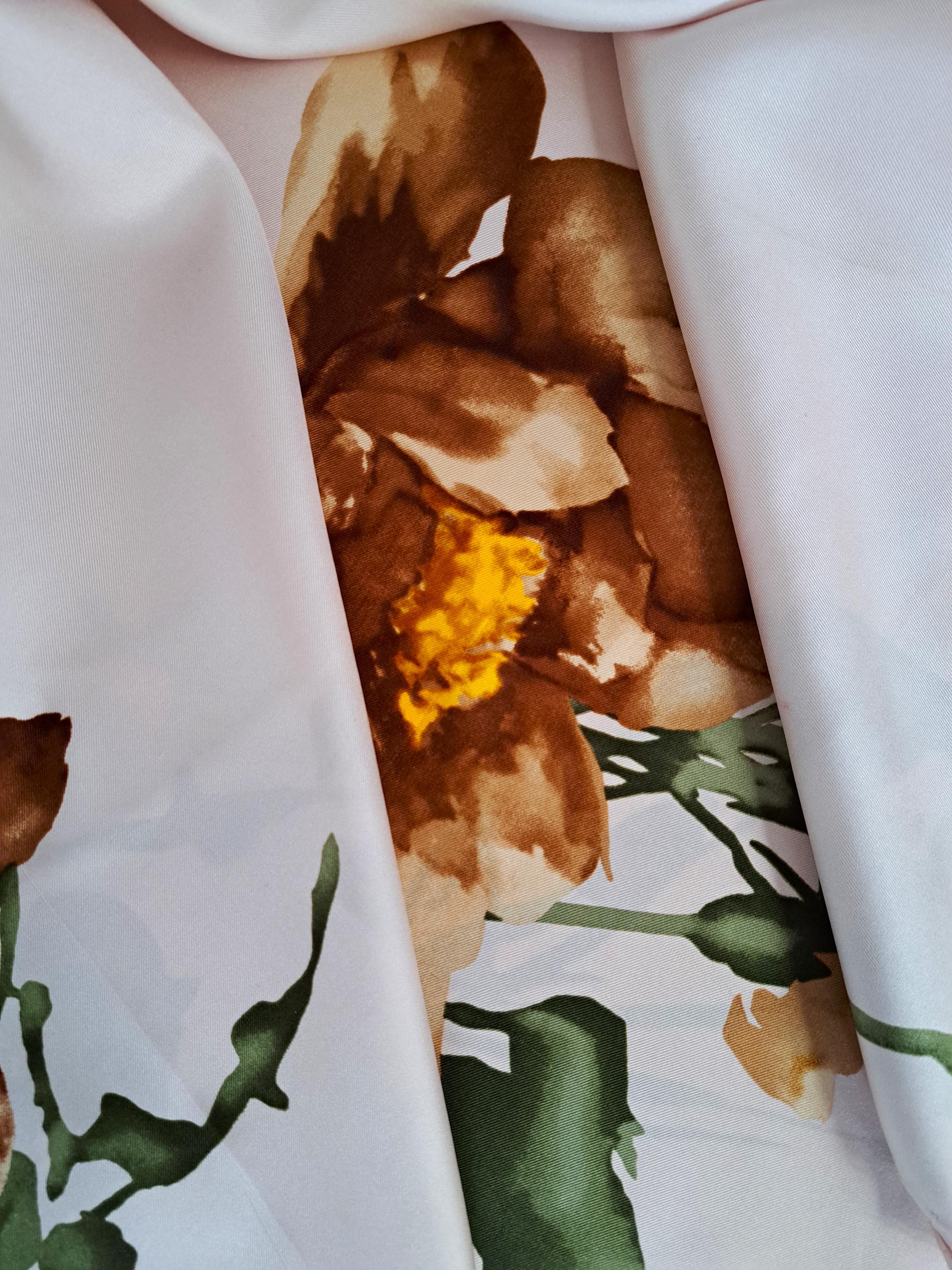 SCARF VINTAGE AUTHENTIC JEHAN DE FABREGUES FLORAL ART AZTEC FRAME SILK