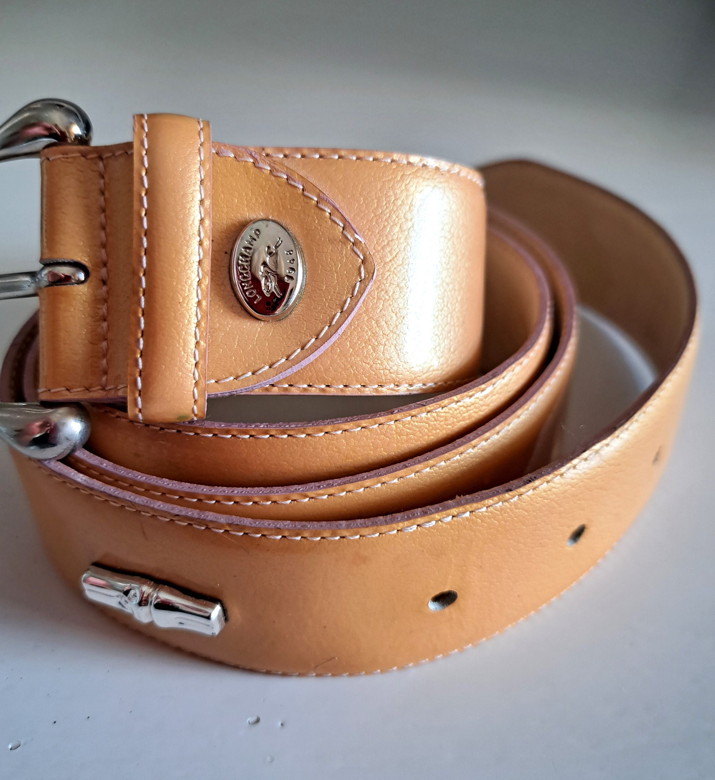 Longchamp Beige Leather Belt With Silver Monogram Buckle (91  display picture 3