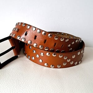 Vintage Wide Tan Brown Leather Studded Belt, 91-103 cm, 32-34&#39;&#39; Waist