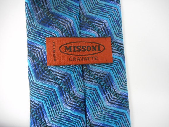 Mens Accessories Ties Blue for Men Missoni Zigzag-patterned Wide-blade Silk Tie in Navy Green 