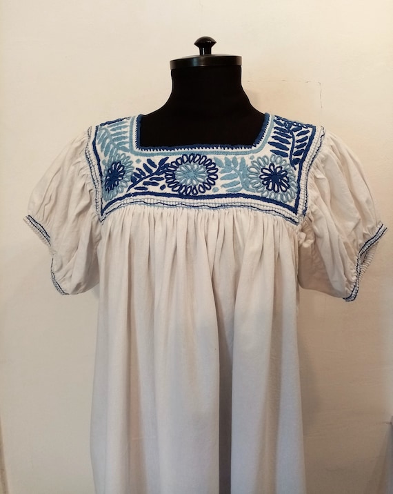 Antique Hand Embroidered Dress, Ethnic Rustic Sty… - image 3