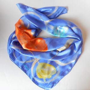 Lombagine Paris Vintage Seidenschal, Blumen bedruckter Schal, Blaues Quadrat Seidenschal, italienische Accessoires