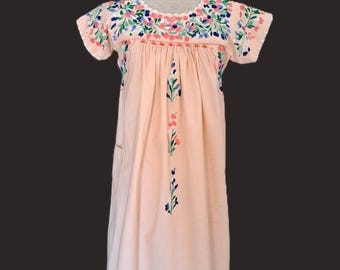 Sukienka bawełniana z meksykańskiej bawełny w stylu vintage, haftowana ręcznie, rozmiar S