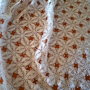 Vintage Hand Crocheted Table Cloth, Handmade Cotton Table Cloth, Rectangle Hand Crocheted Vintage Tablecloth in White