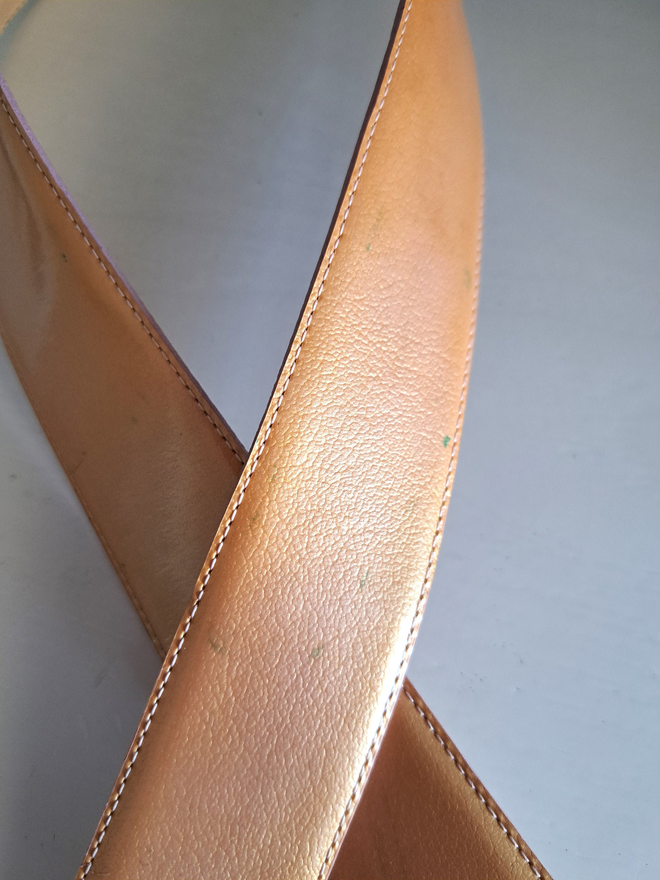 Longchamp Beige Leather Belt With Silver Monogram Buckle (91 