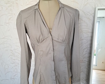 Women's Shirt Altea, V-Neck Long Sleeve Draped Details, Small Geometric Print Size 46