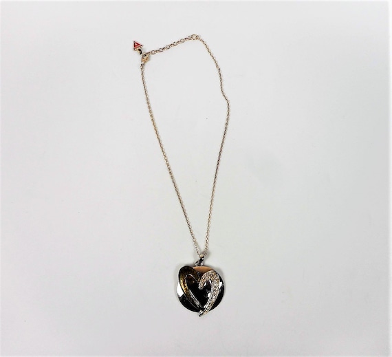 Guess sale heart necklace