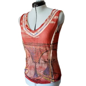 Save the Queen Mesh Top Sleeveless Top Red Beige Abstract Print Made in Italy by Marco Fantini