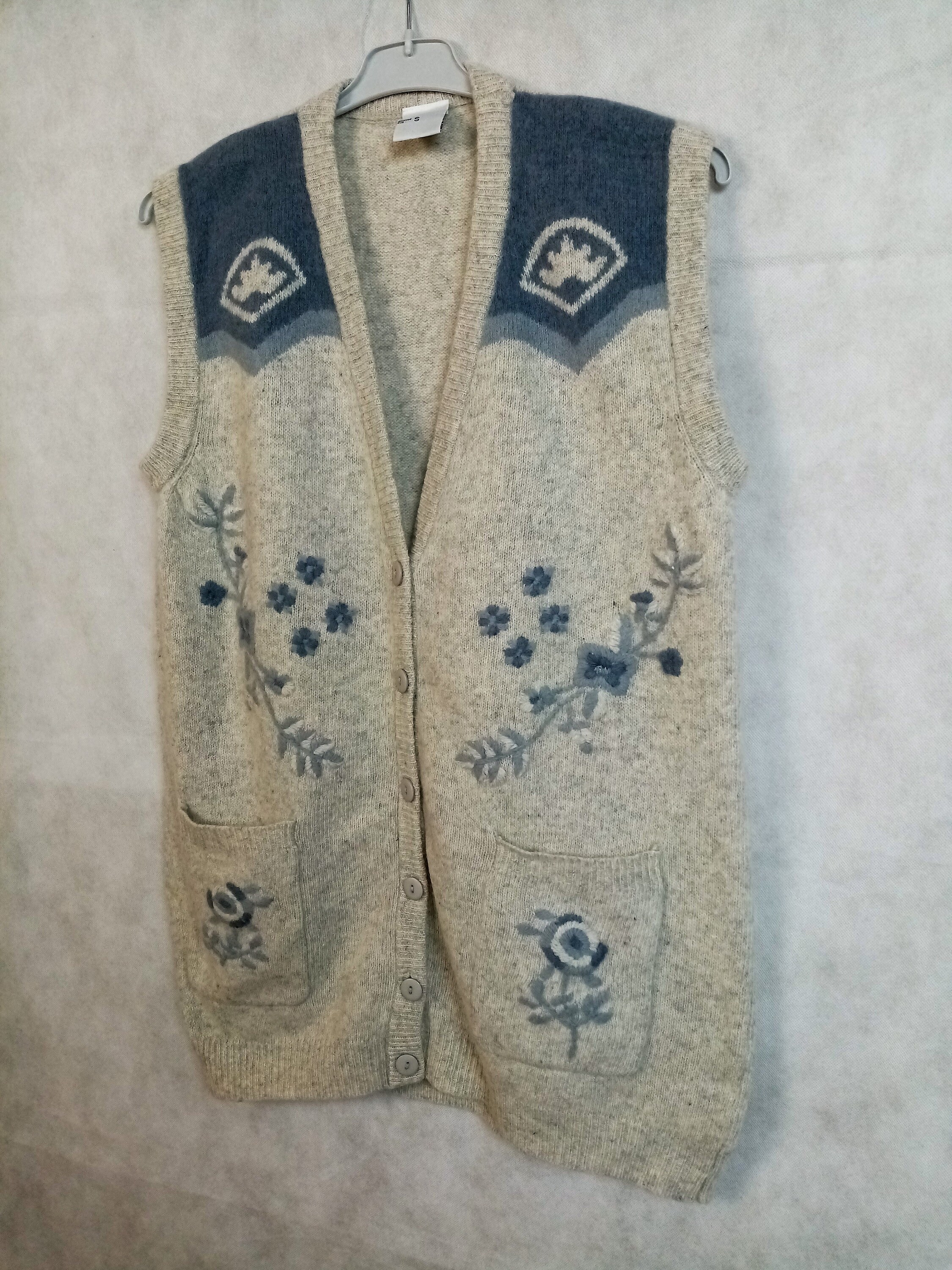80年代ヴィンテージ ウール/アンゴラ ニットベスト 刺繍入り グレー 