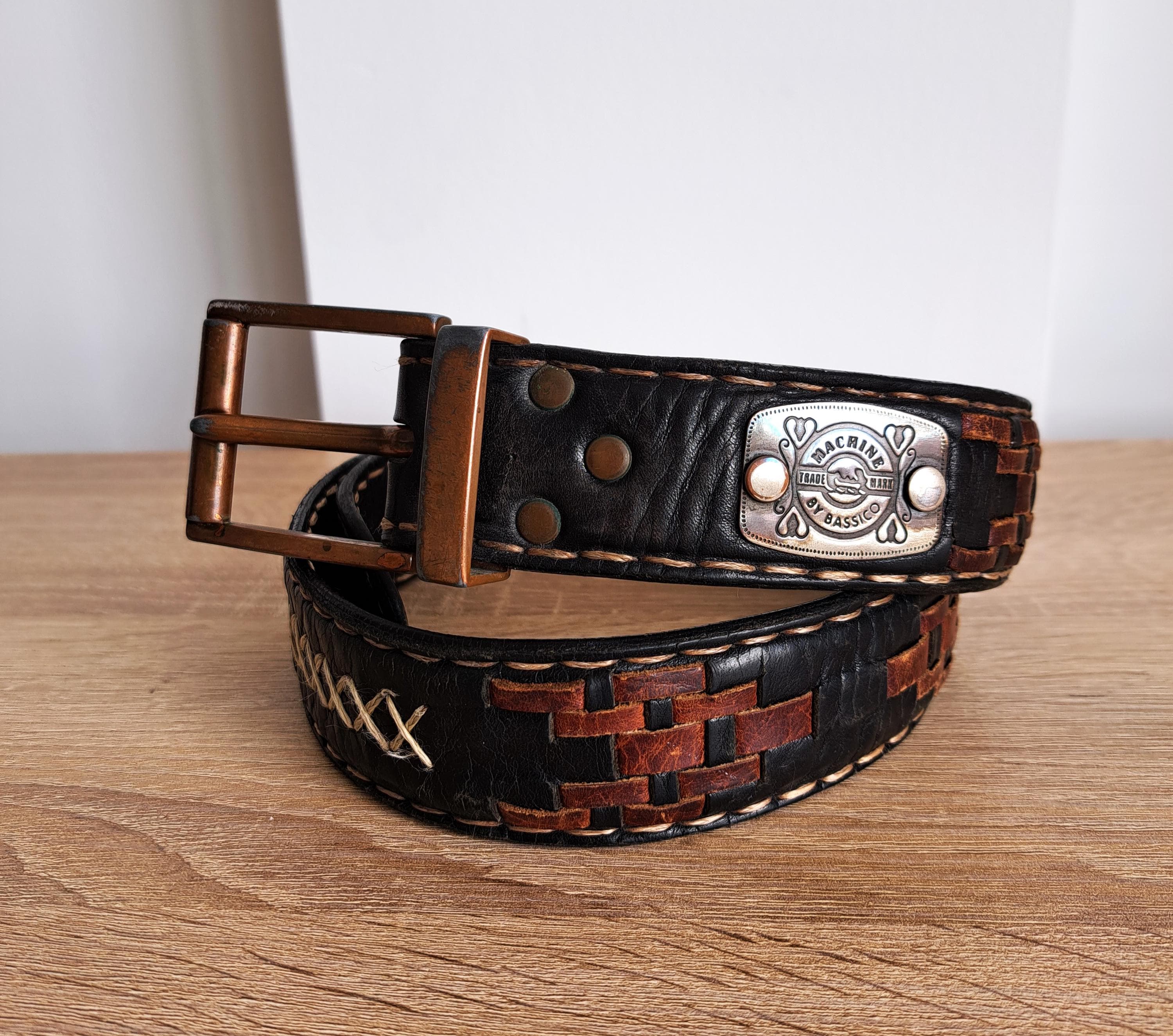 Vintage Bassico Leather Belt: Braided Details, Brass Buckle, Made