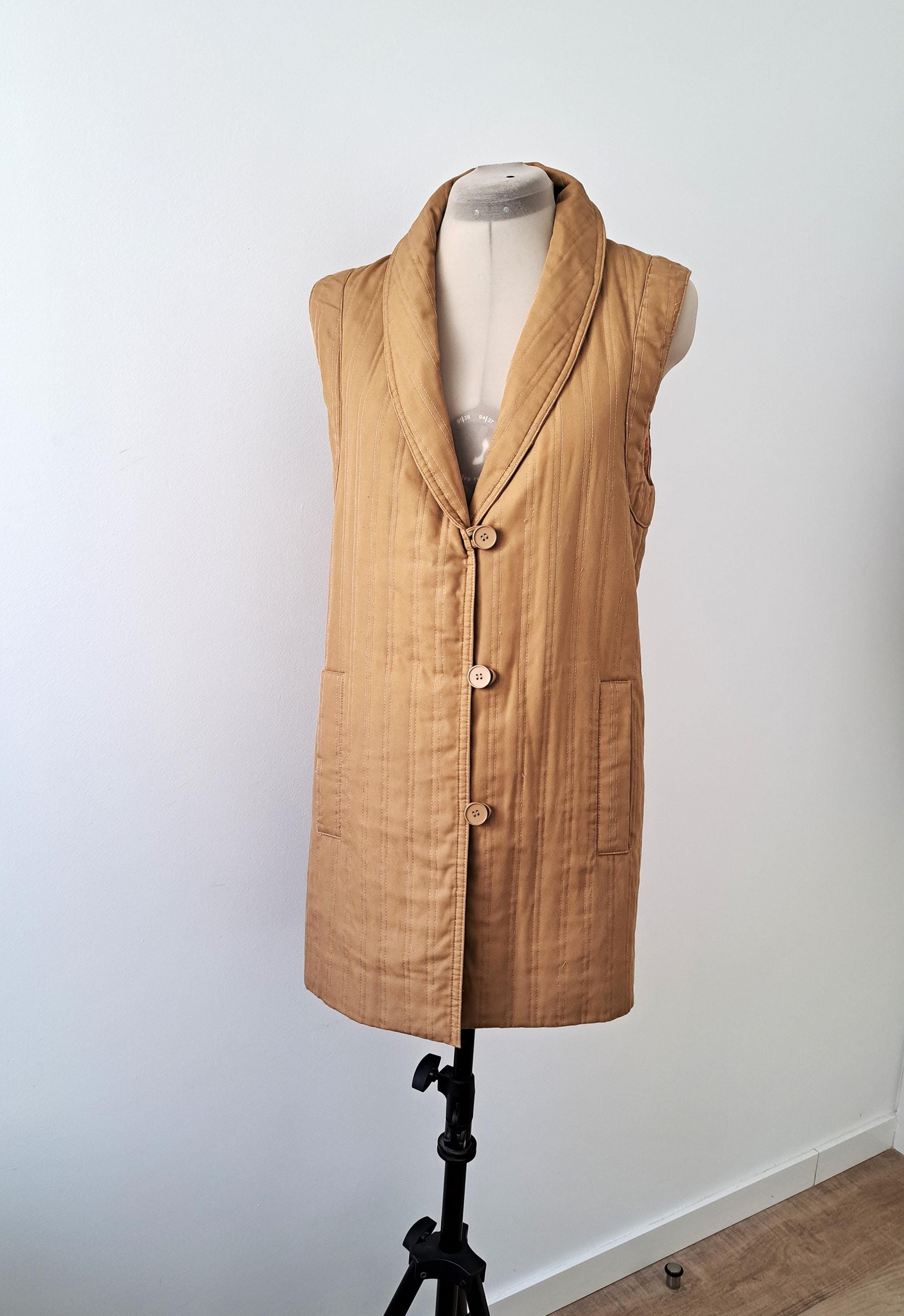 Givenchy Women's Vest Beige Quilted Waistcoat with Pockets Vintage 80s