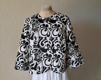 Chaqueta vintage de los años 90 de Laura Ashley con estampado floral en blanco y negro, talla mediana