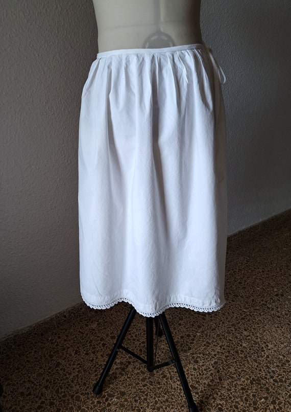 Antique Cotton Petticoat, White Lace Trim Skirt, P