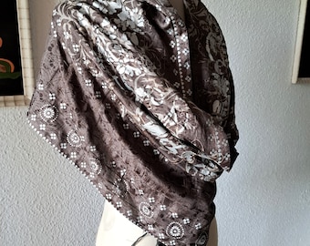 Écharpe longue en soie/coton pour femme, châle croisé beige marron argenté métallisé avec franges