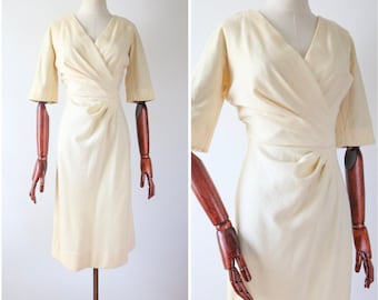 Vintage 1950's cream dress original 1950's cream wiggle dress brushed wool fitted hourglass dress 1950s cream fitted dress UK 8-10 US 4-6