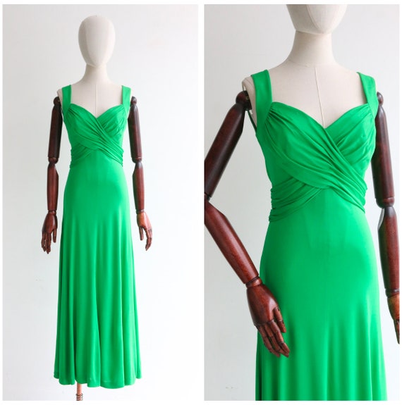 Vintage Late 1960's Green Jersey Pleated Dress UK 10-12 US 6-8 1960s Fashion Vintage Dress 1960s Green Dress Sixties Dress