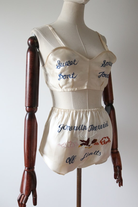 Vintage 1940's sweetheart lingerie set ww2 touris… - image 5