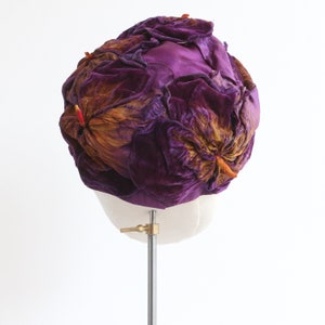 Vintage 1920's purple silk velvet & satin floral hat original 1920s hat 1920s velvet hat 1920s purple hat handprinted hat vintage velvet hat image 3
