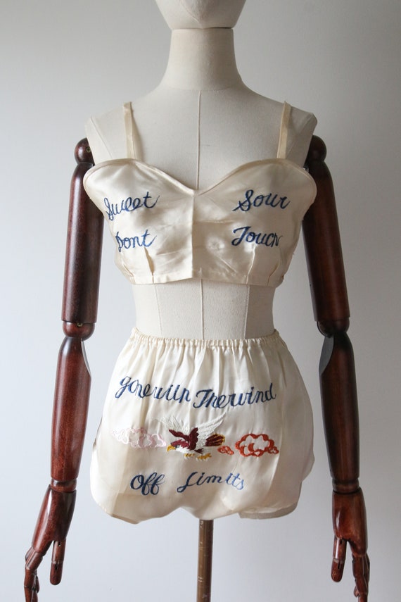 Vintage 1940's sweetheart lingerie set ww2 touris… - image 6