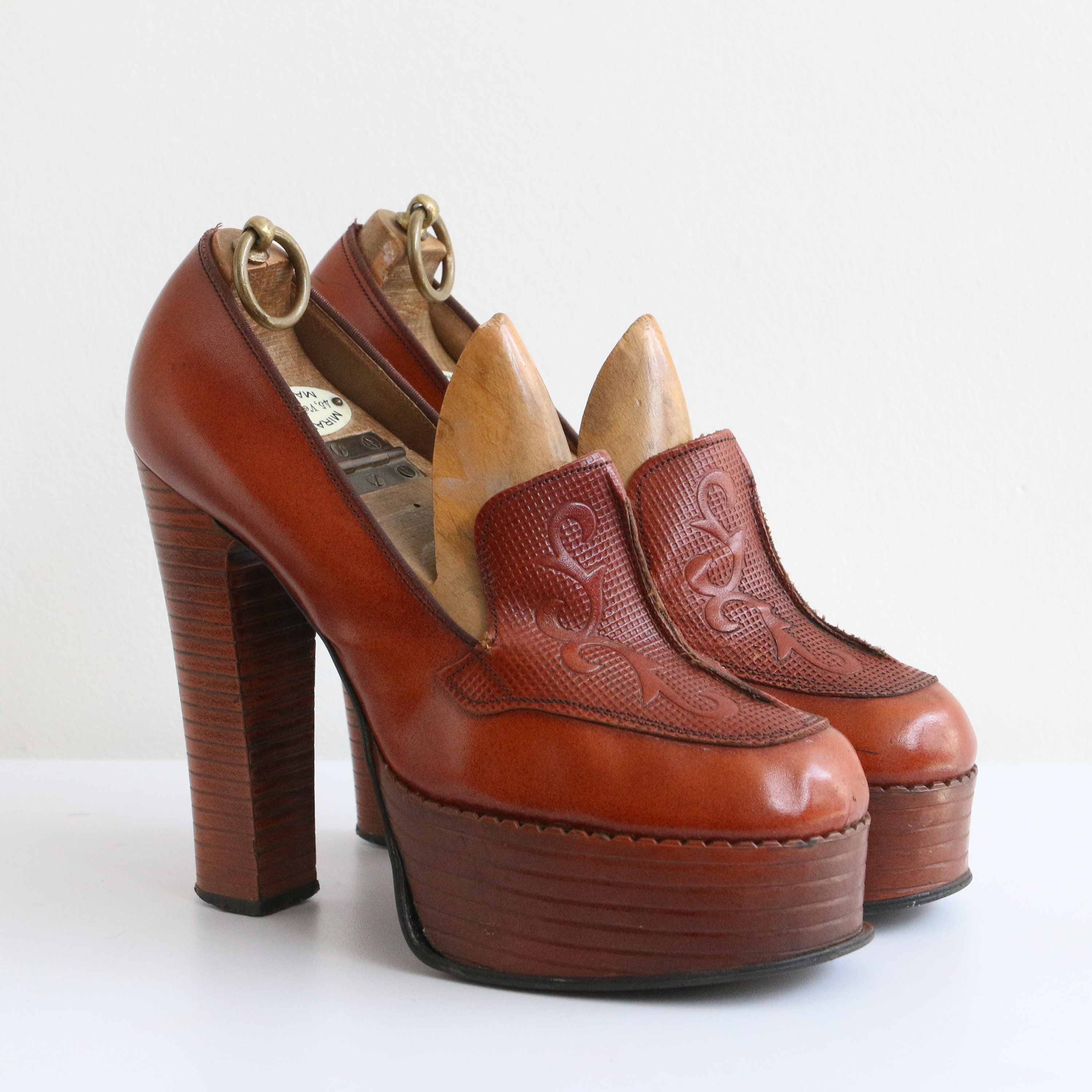 Louis Féraud 70's Original Collector's Platform Shoes 