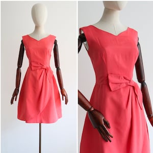 Vintage 1950&#39;s coral rosa lazo característica vestido UK 8 US 4 original 1950s vestido 1950s rosa vestido vintage arco vestido cincuenta 1950s vintage
