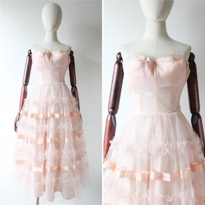 Vintage 1950&#39;s Pink Strapless Sweetheart Neckline Tulle Dress 1950&#39;s Ribbon and tulle strapless striped prom dress cocktail dress UK 6 US 2