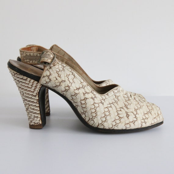 Vintage 1940's leather peep toe heels UK 4 EU 37 … - image 6