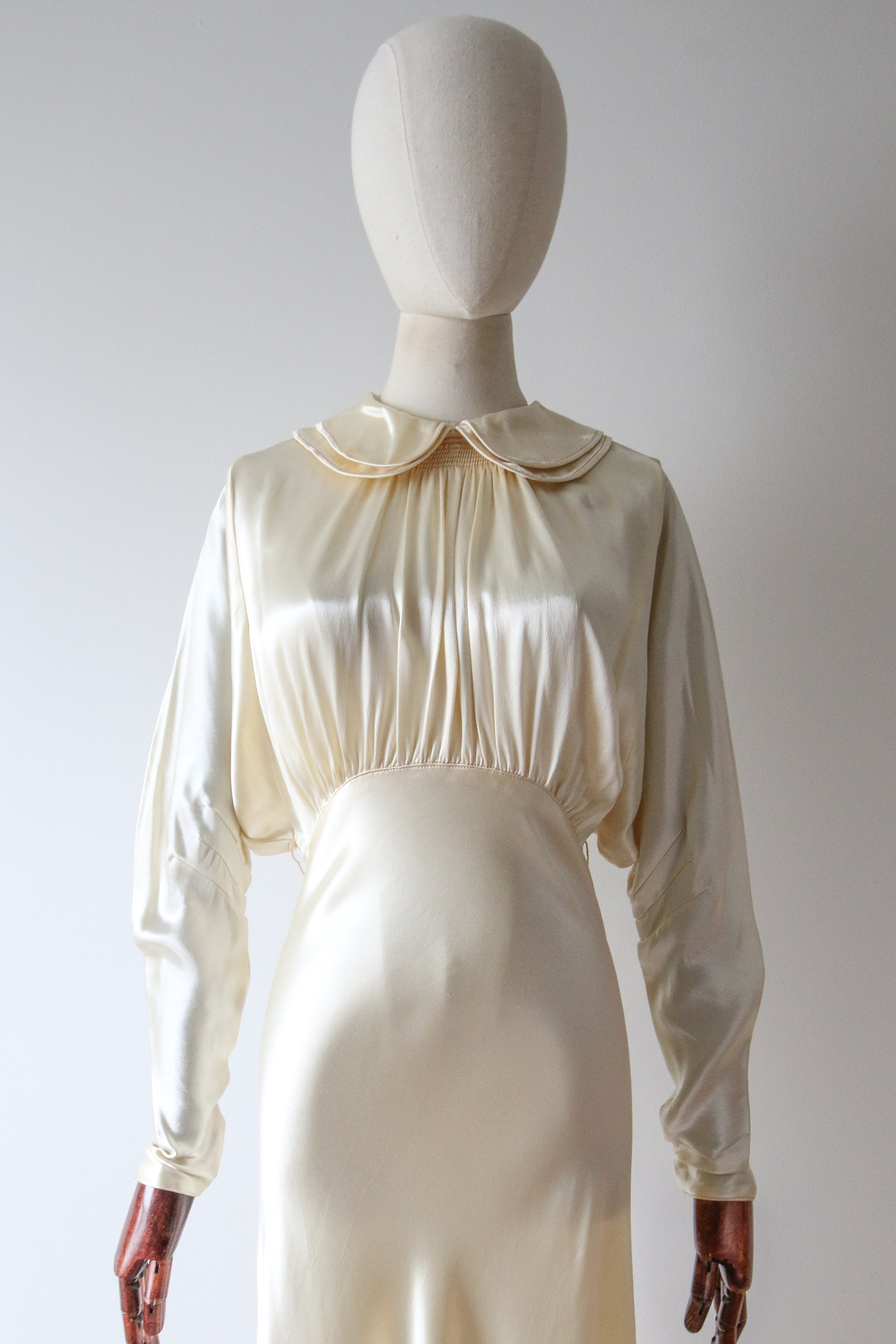 Vintage 1930's Cream Satin Dress 1930's Cream Bias Cut Satin