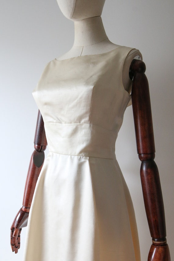 Vintage 1960's Cream Silk evening gown vintage 19… - image 9