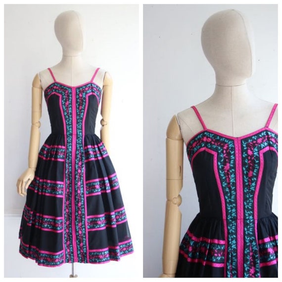 Vintage 1950's dress 1950's novelty dress 1950's f