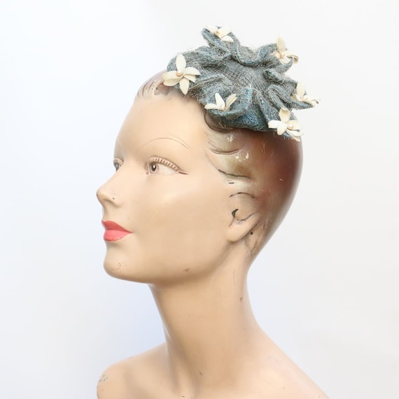 Vintage 1940's Fascinator vintage 1940's floral ha