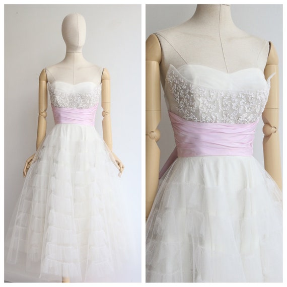 Vintage 1950's dress vintage 1950's sweetheart nec
