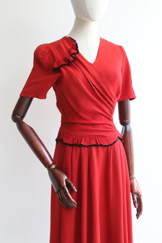 Vintage 1940's red crepe & black velvet trim dres… - image 6