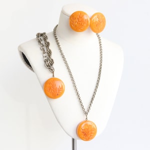 Vintage 1940&#39;s marbled  butterscotch Bakelite parure set 1940s bakelite vintage bakelite bakelite jewellery set yellow bakelite jewellery