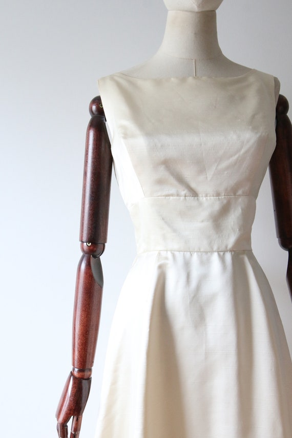 Vintage 1960's Cream Silk evening gown vintage 19… - image 3