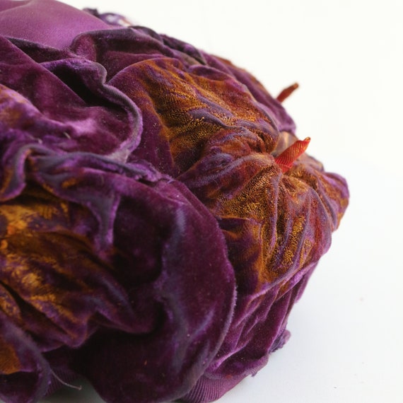 Vintage 1920's purple silk velvet & satin floral … - image 7